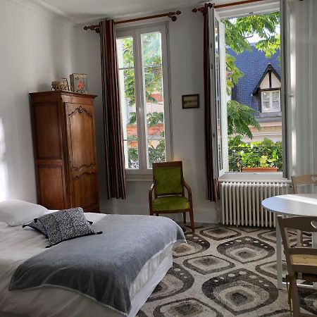 Villa Camelia Quartier Thermal Grand Studio Au Calme 비시 외부 사진