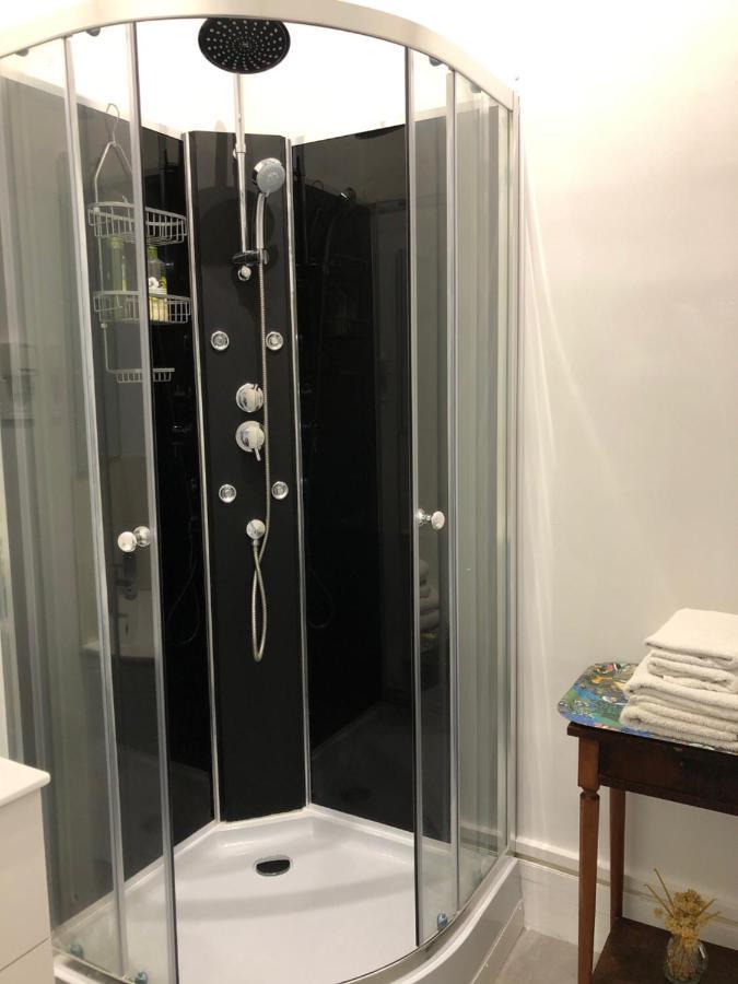 Villa Camelia Quartier Thermal Grand Studio Au Calme 비시 외부 사진