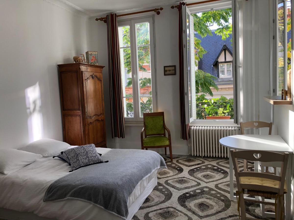 Villa Camelia Quartier Thermal Grand Studio Au Calme 비시 외부 사진